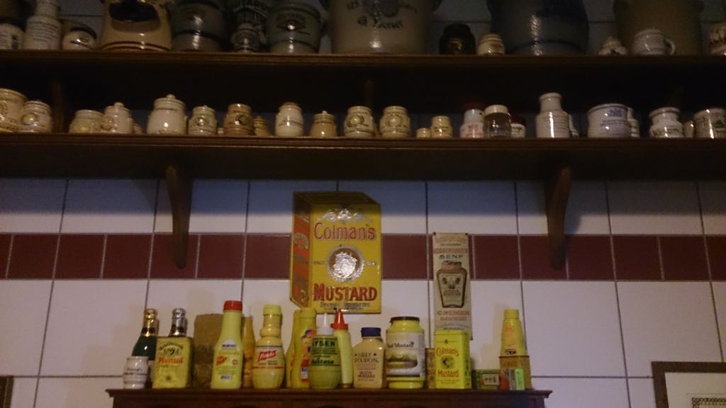 various kinds of mustard